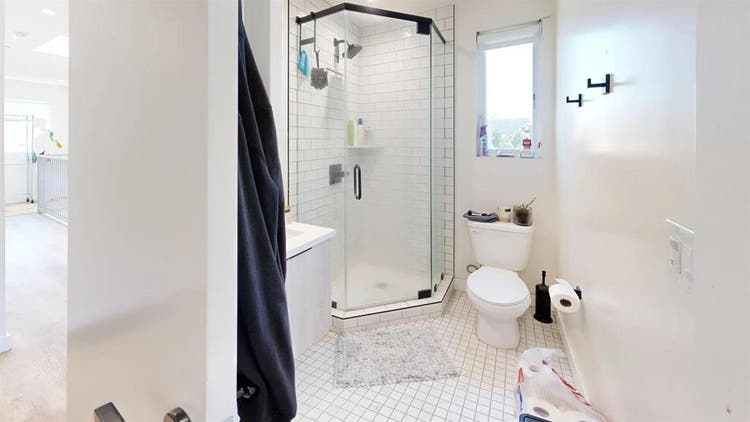 1 BR in Los Angeles