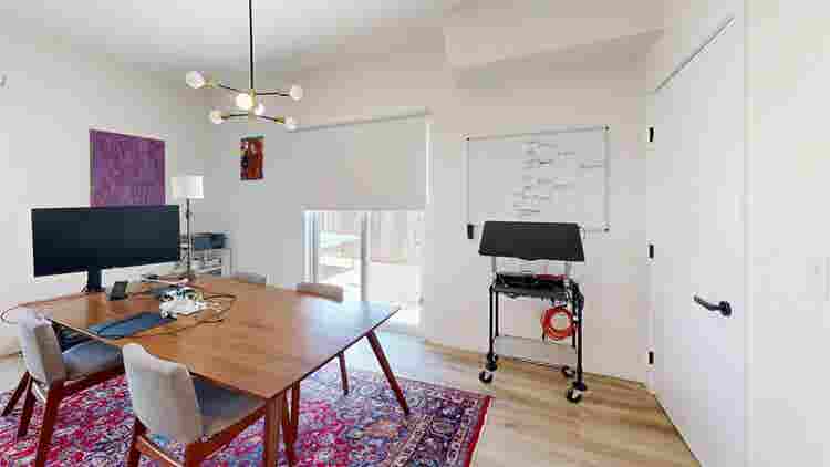 1 BR in Los Angeles