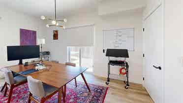 1 BR in Los Angeles