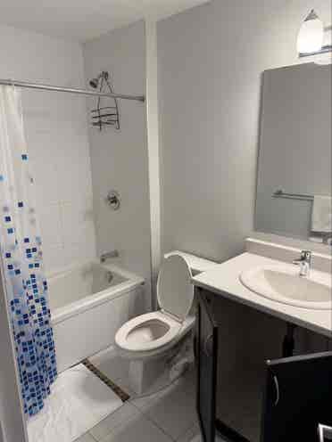 Cozy room in the heart of Kanata