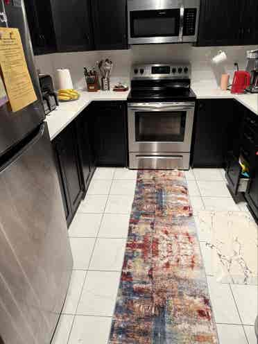 Cozy room in the heart of Kanata