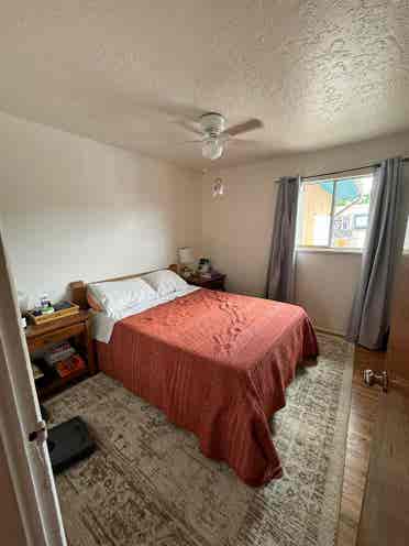 Close to Plaza / Casa Solana