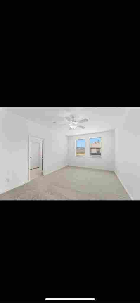 Private Room in Townhome