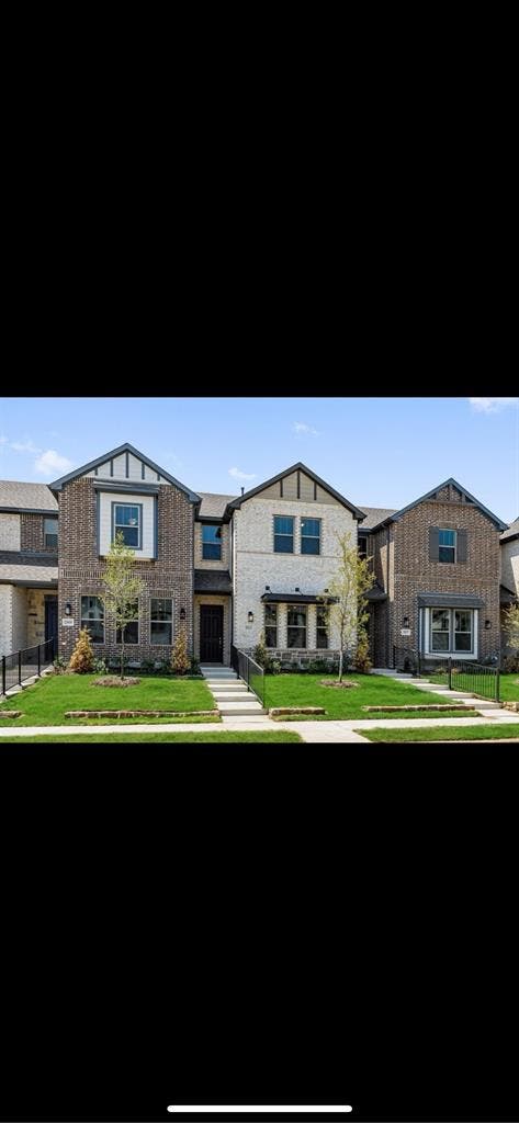Private Room in Townhome