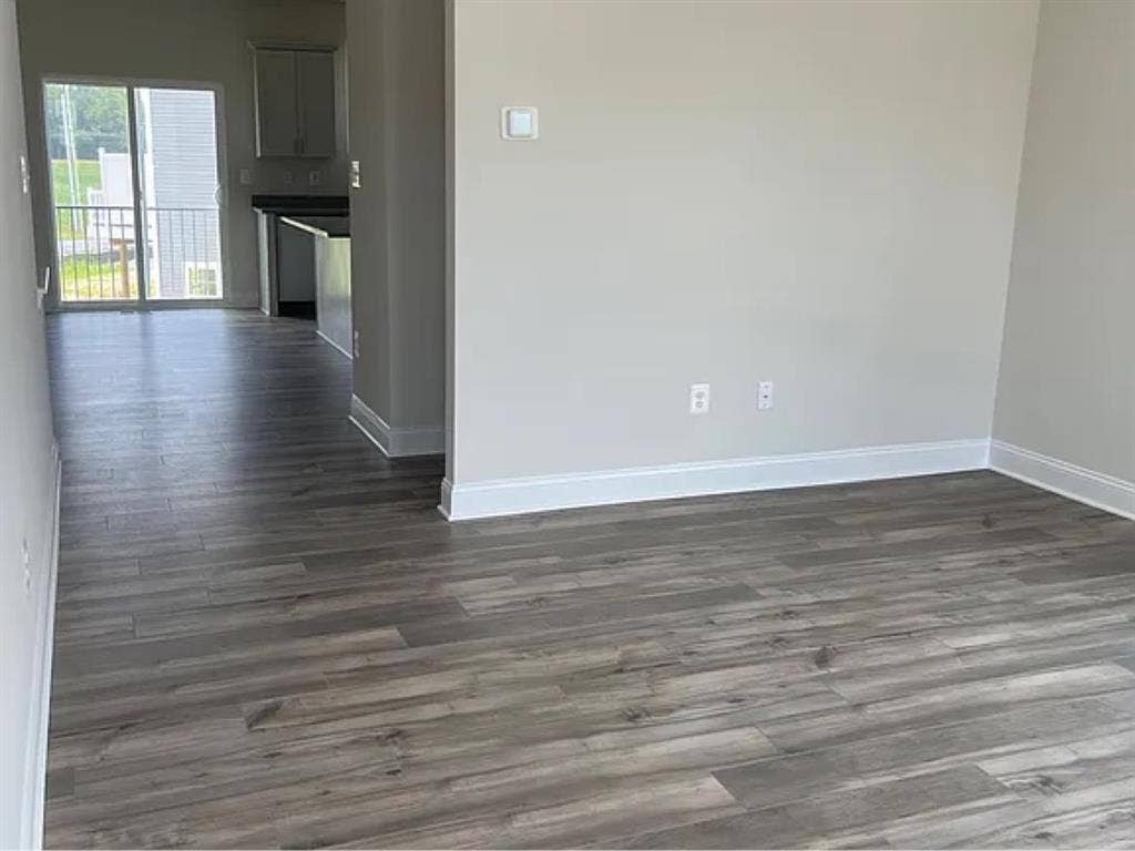 Townhouse with amenities