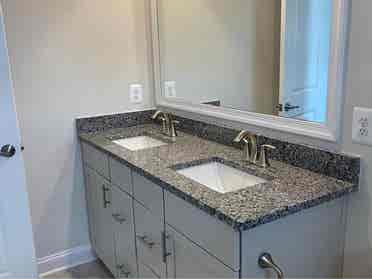Townhouse with amenities
