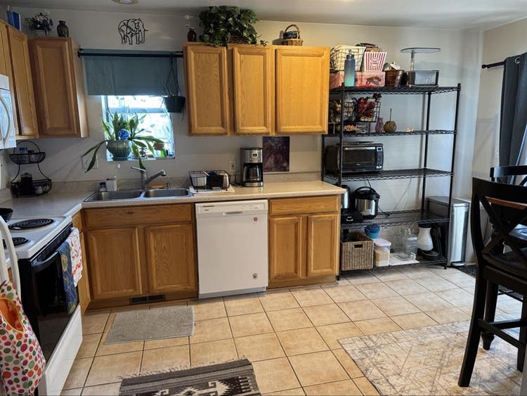 Basement Room with Private Bath