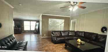 1 Bd, Shared Bath