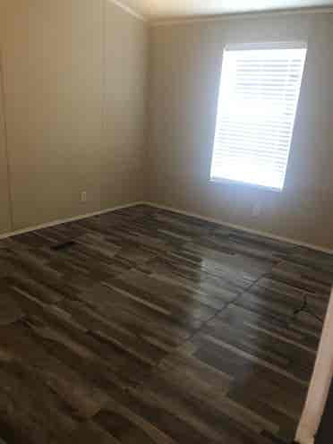 1 Bd, Shared Bath