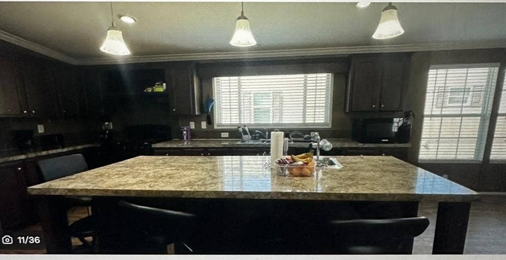 1 Bd, Shared Bath