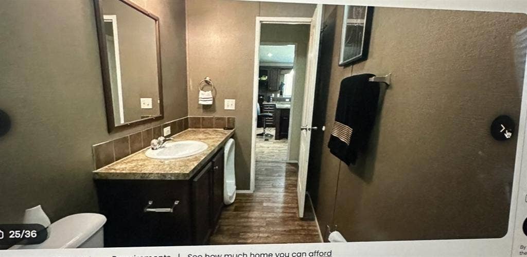 1 Bd, Shared Bath