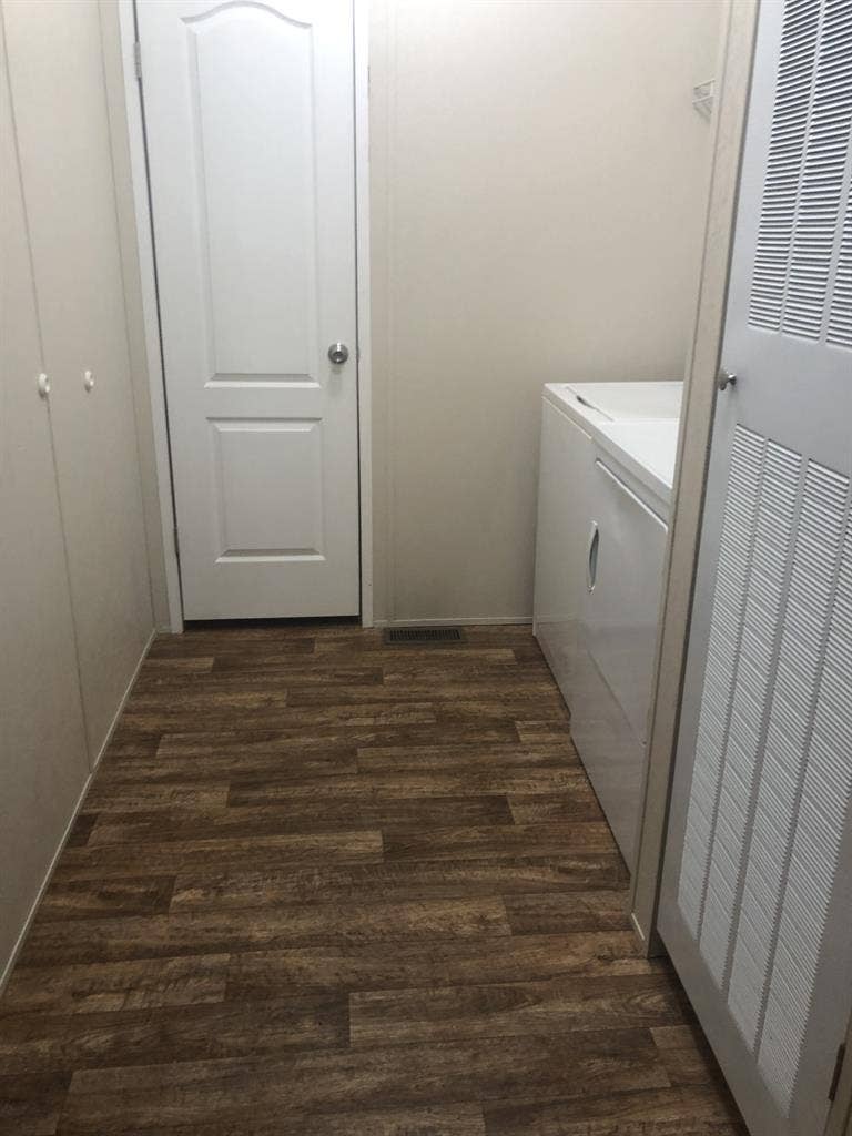 1 Bd, Shared Bath