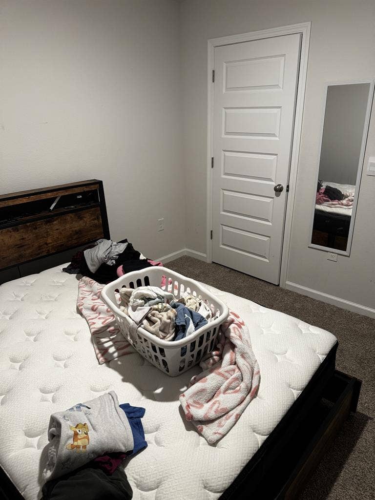 Move in ready w/ utilities.