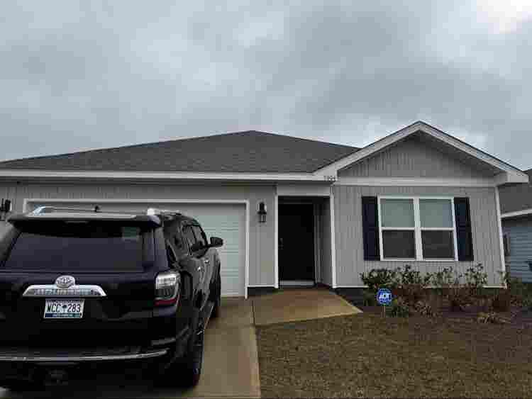 Move in ready w/ utilities.