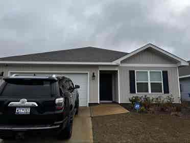 Move in ready w/ utilities.