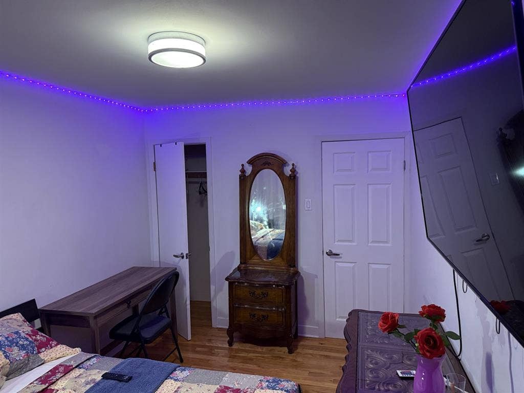Best deal- room for rent