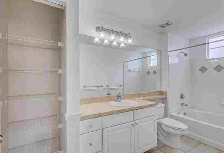 Room for Rent – West Palm