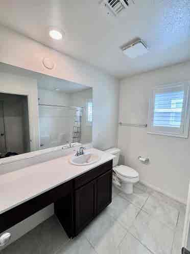 Room for rent in SW Las Vegas