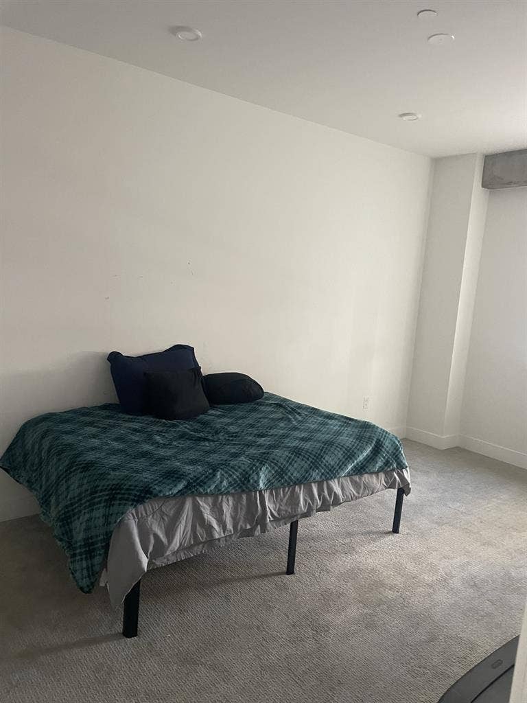 Master Bedroom for Rent!
