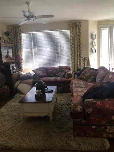Cute cottage Furnished RoomforRent