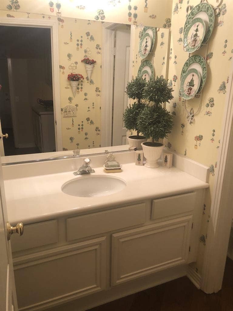 Cute cottage Furnished RoomforRent