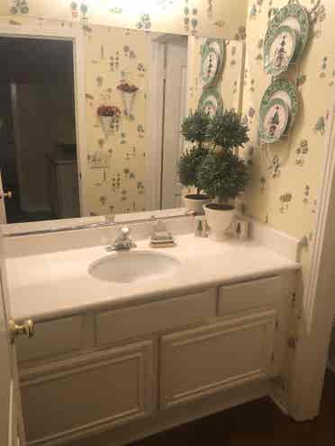 Cute cottage Furnished RoomforRent