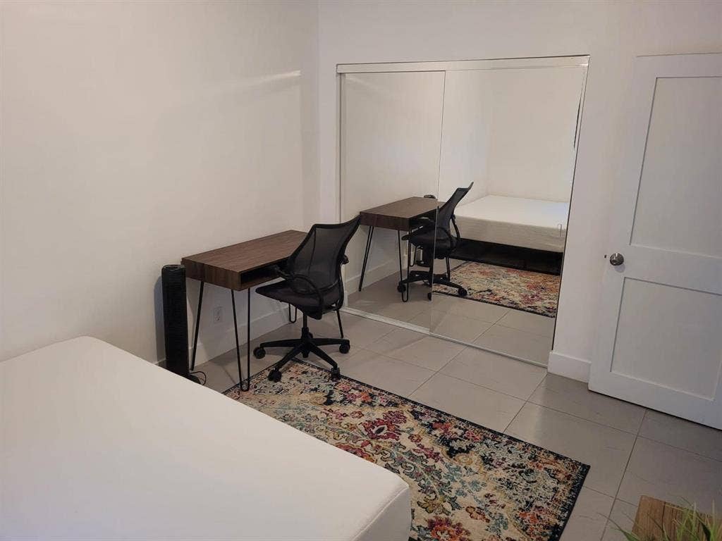 Rental house near Coral Gables