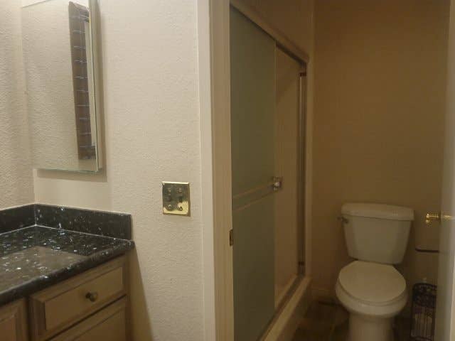 Room for rent in Newport Beach