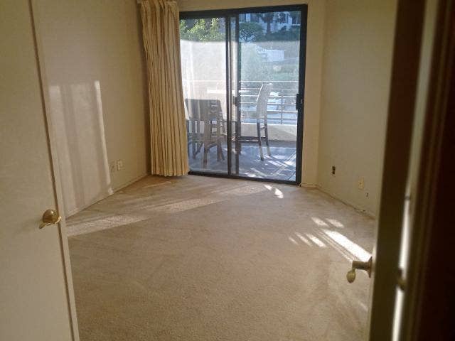 Room for rent in Newport Beach