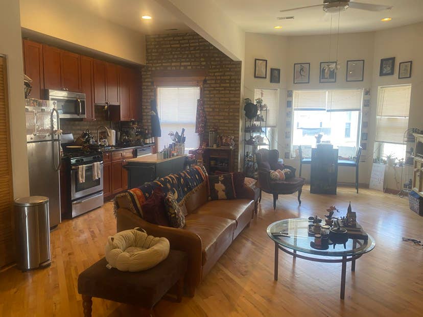 LF roommate in Rogers Park!
