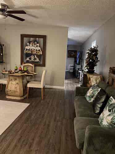 Furnished room in Brea. Women only
