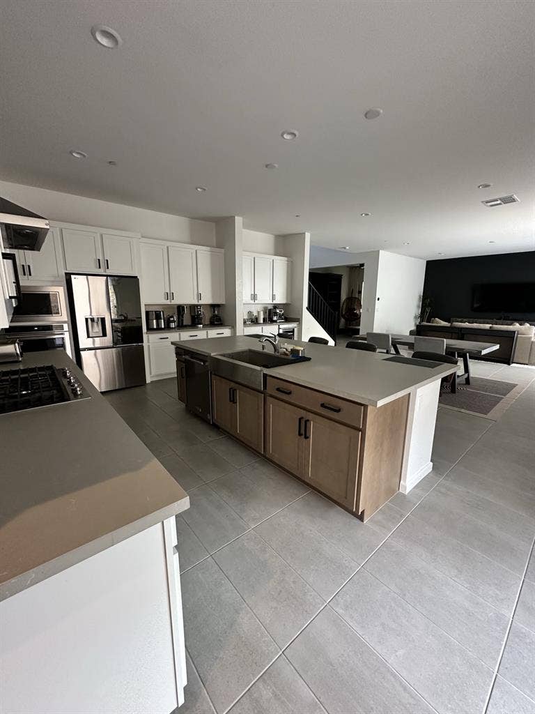 Furnished, beautiful & large space