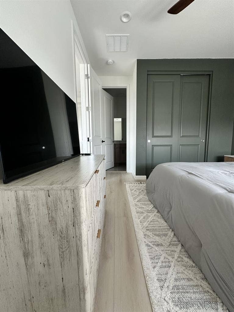 Furnished, beautiful & large space