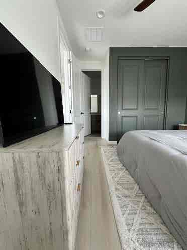 Furnished, beautiful & large space