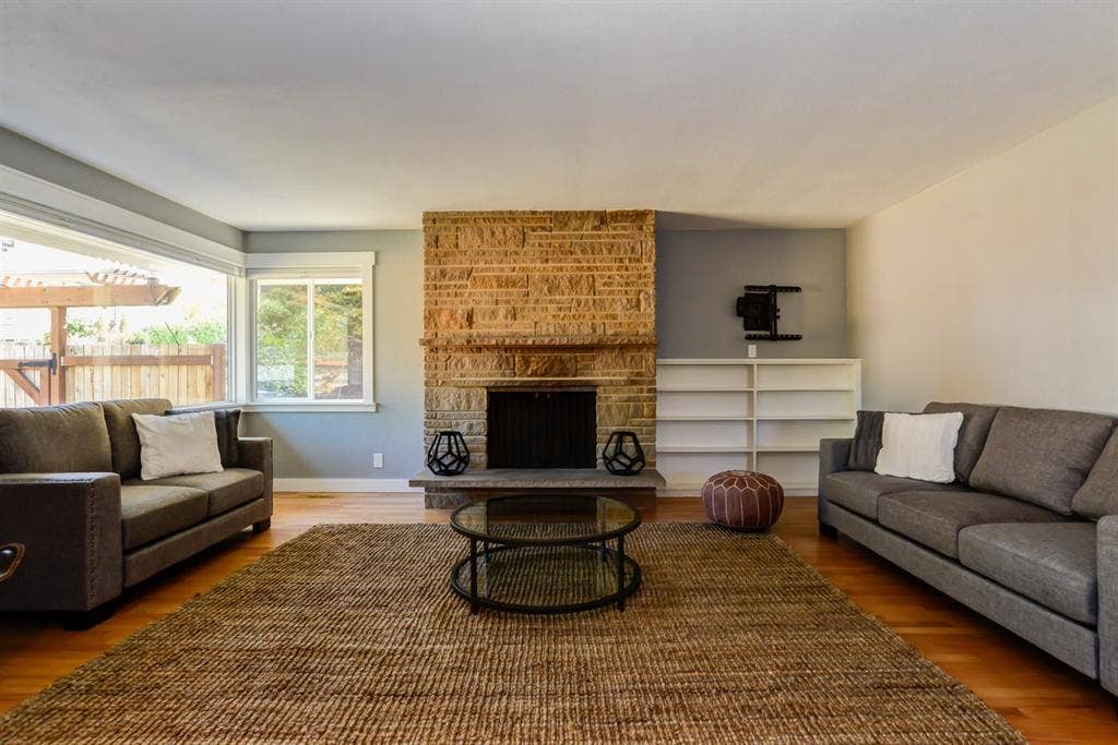 1 BR in Seattle