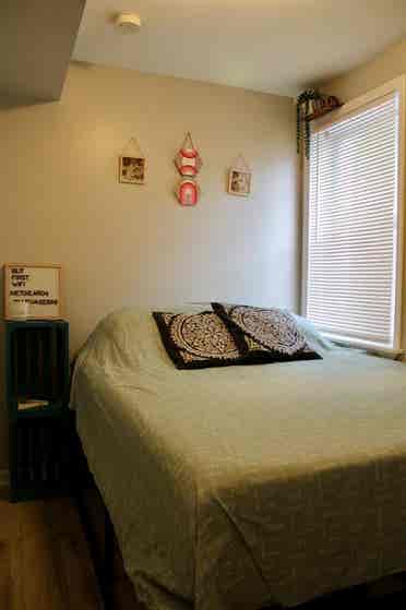 Private room in Avondale