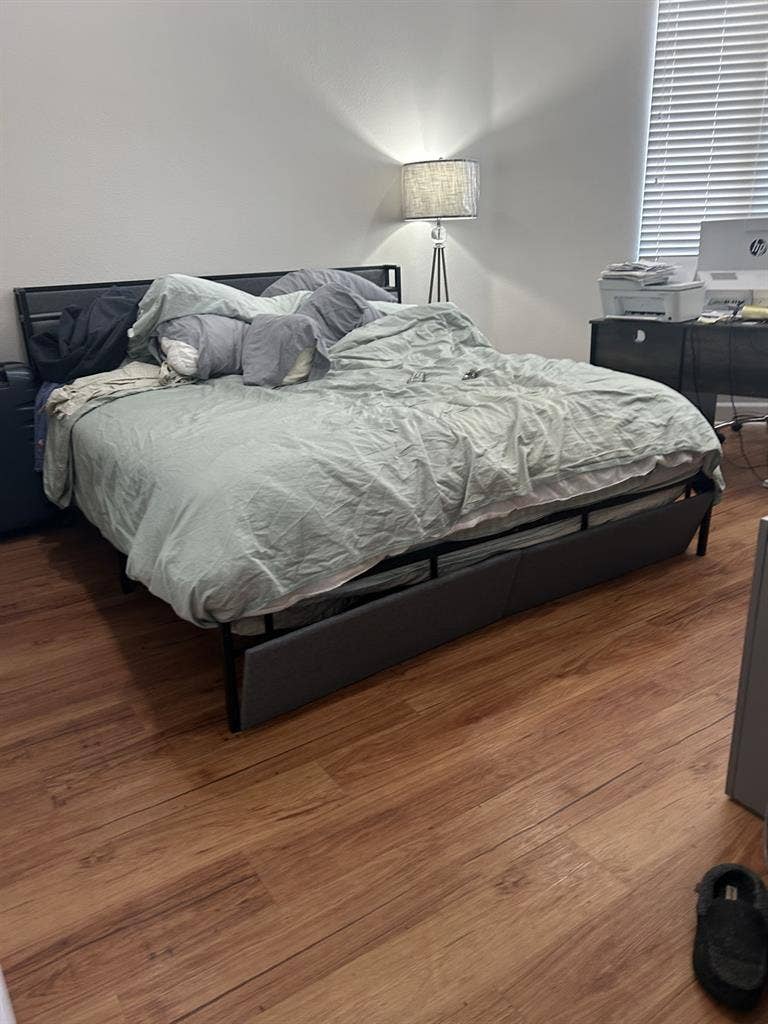 Master bedroom+private living room