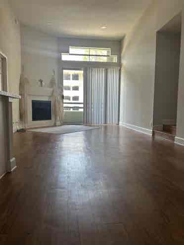 Master bedroom+private living room