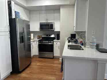 1 Master bed + 1 bath + livingroom
