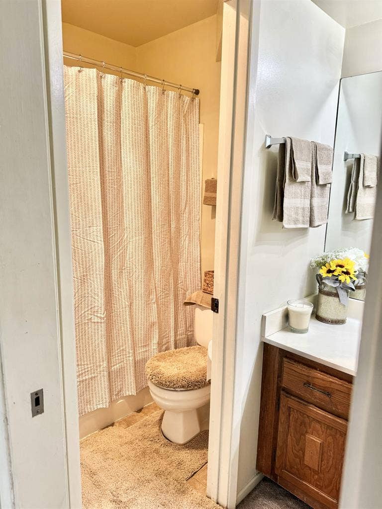 Room & Private Bathroom