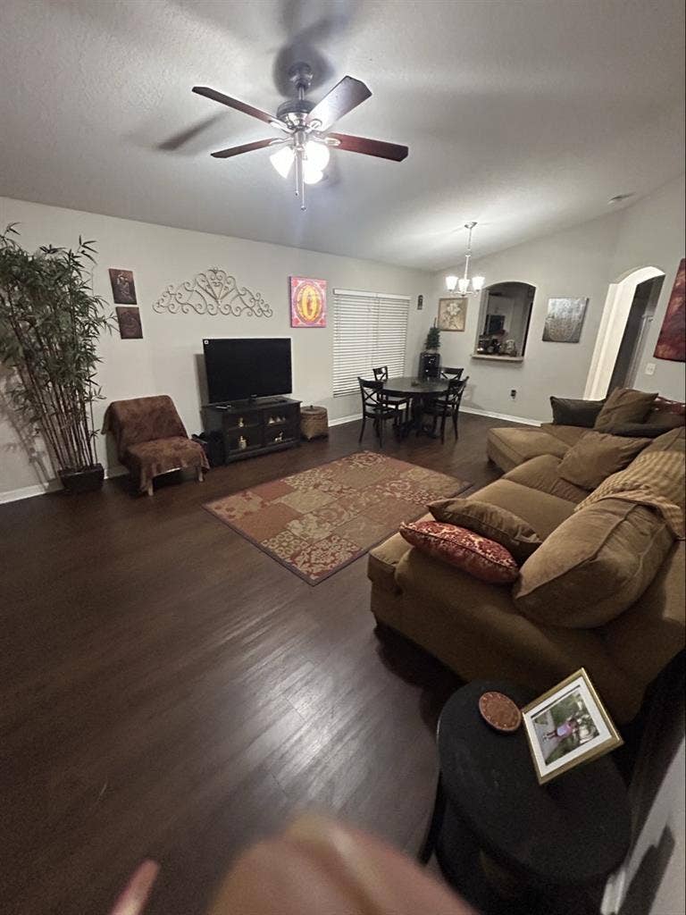 Room for Rent Nice Clean Chill