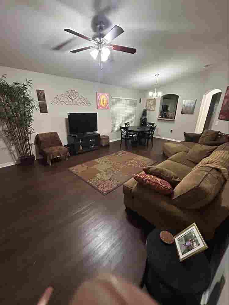 Room for Rent Nice Clean Chill