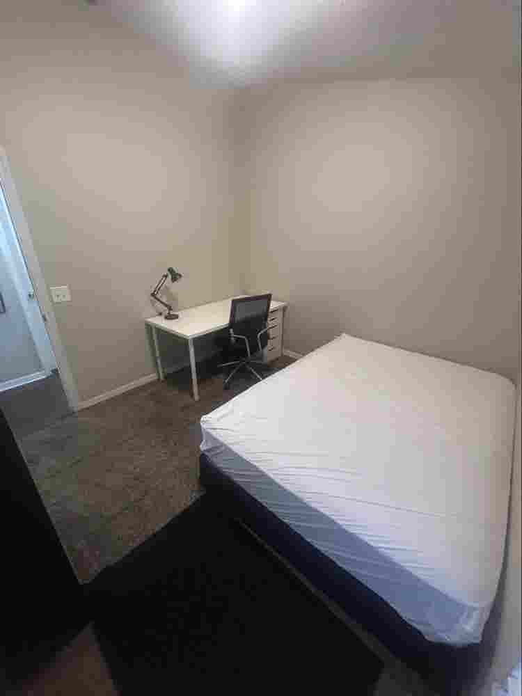 Room for Rent Nice Clean Chill