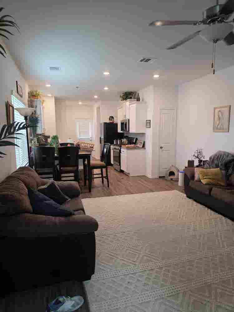 Unfurnished Room in Bastrop