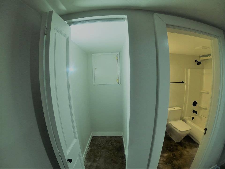 Pet-Friendly Room w/ Private Bath