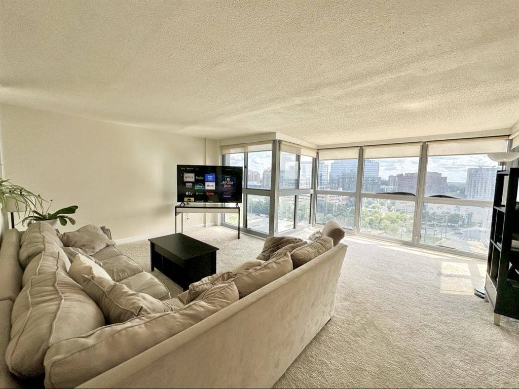 Master bedroom in North Bethesda