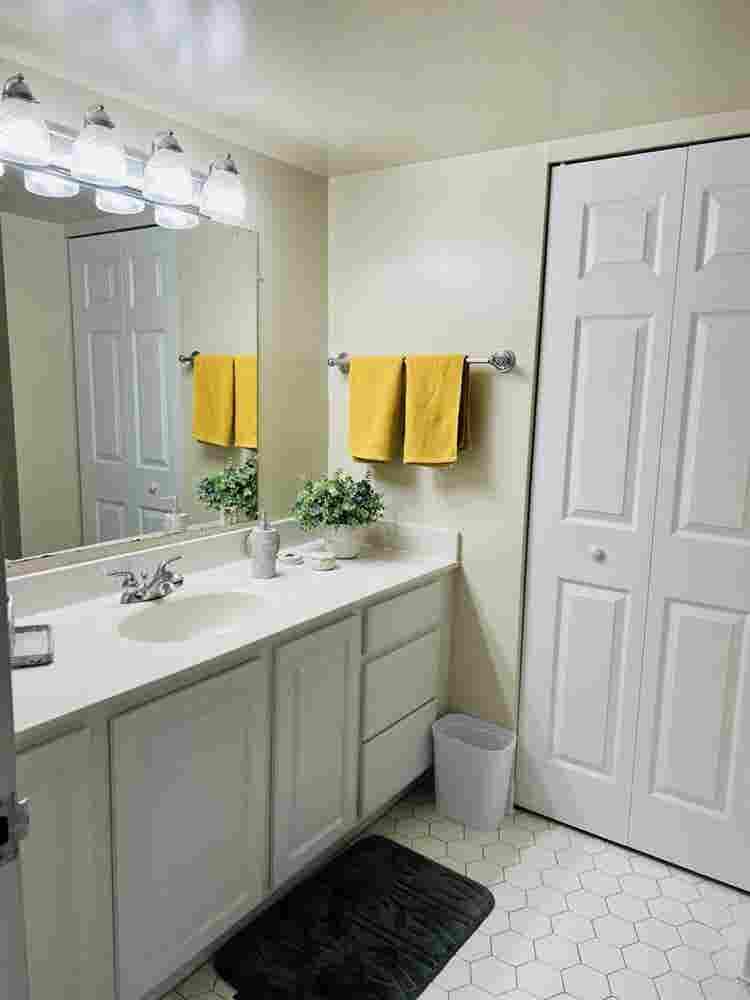 Master bedroom in North Bethesda