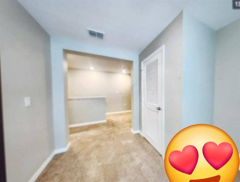 New Listing Near Leesburg, FL