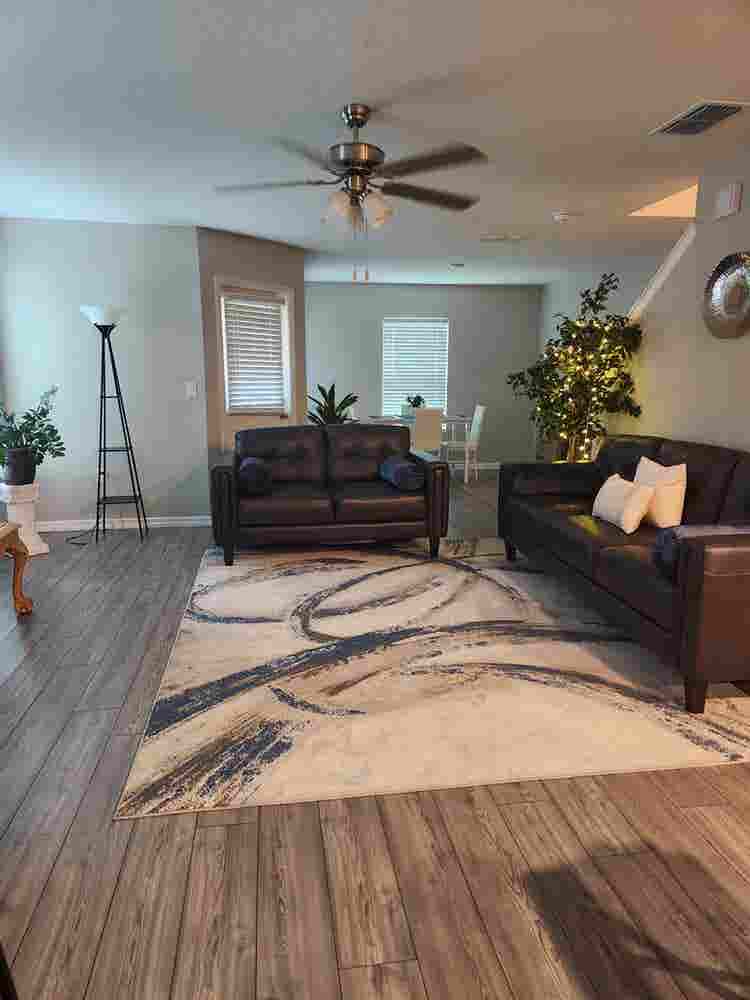 New Listing Near Leesburg, FL