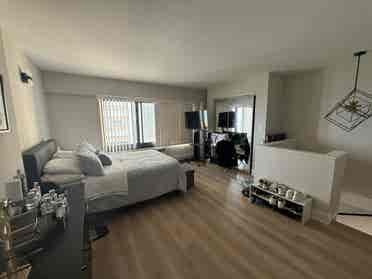 🏡  Sublease available